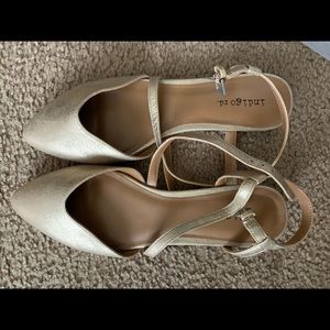 Dress shoes